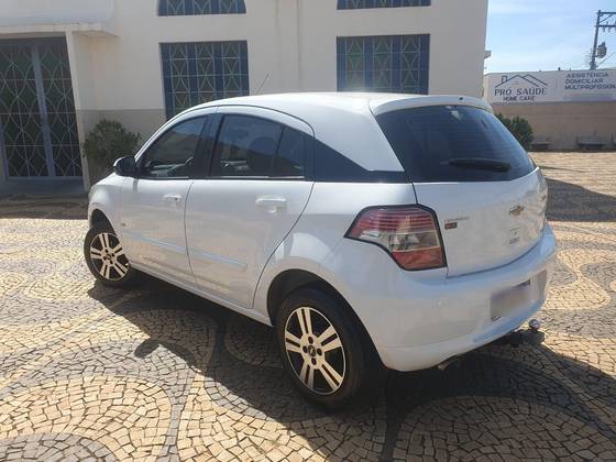 CHEVROLET AGILE 1.4 MPFI LTZ 8V FLEX 4P MANUAL
